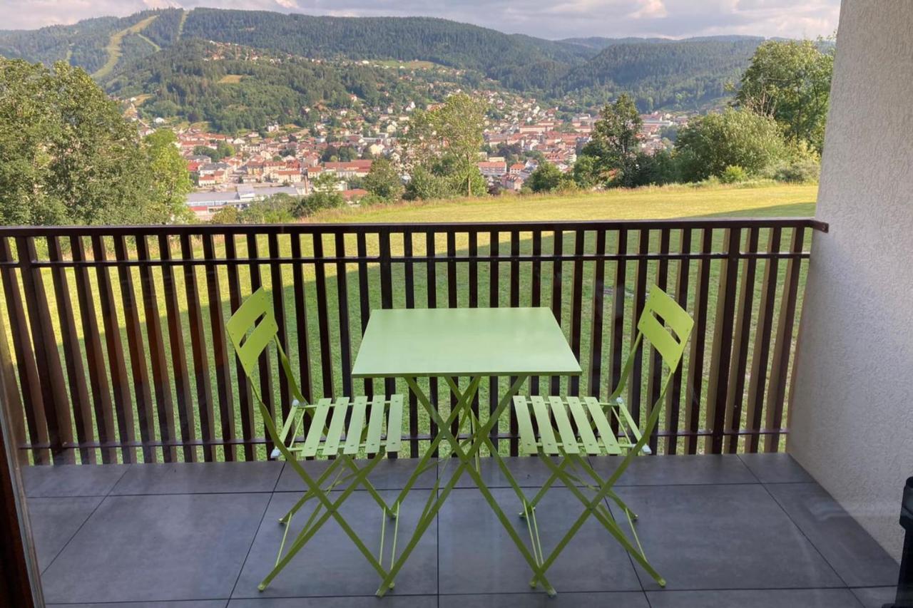 Apartment With Balcony In Gérardmer Exteriör bild