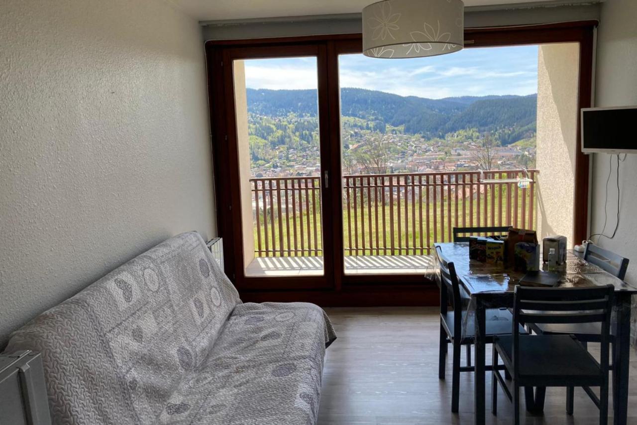 Apartment With Balcony In Gérardmer Exteriör bild